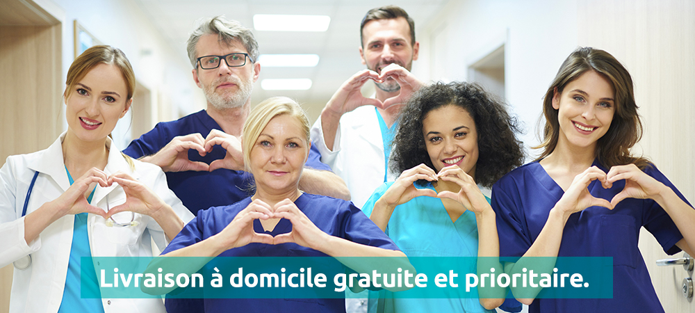 équipe hopital mains en forme de coeur