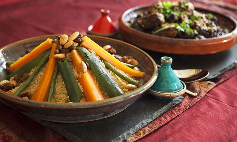 Sélection de recettes orientales Carrefour : Couscous et plats mijotés.